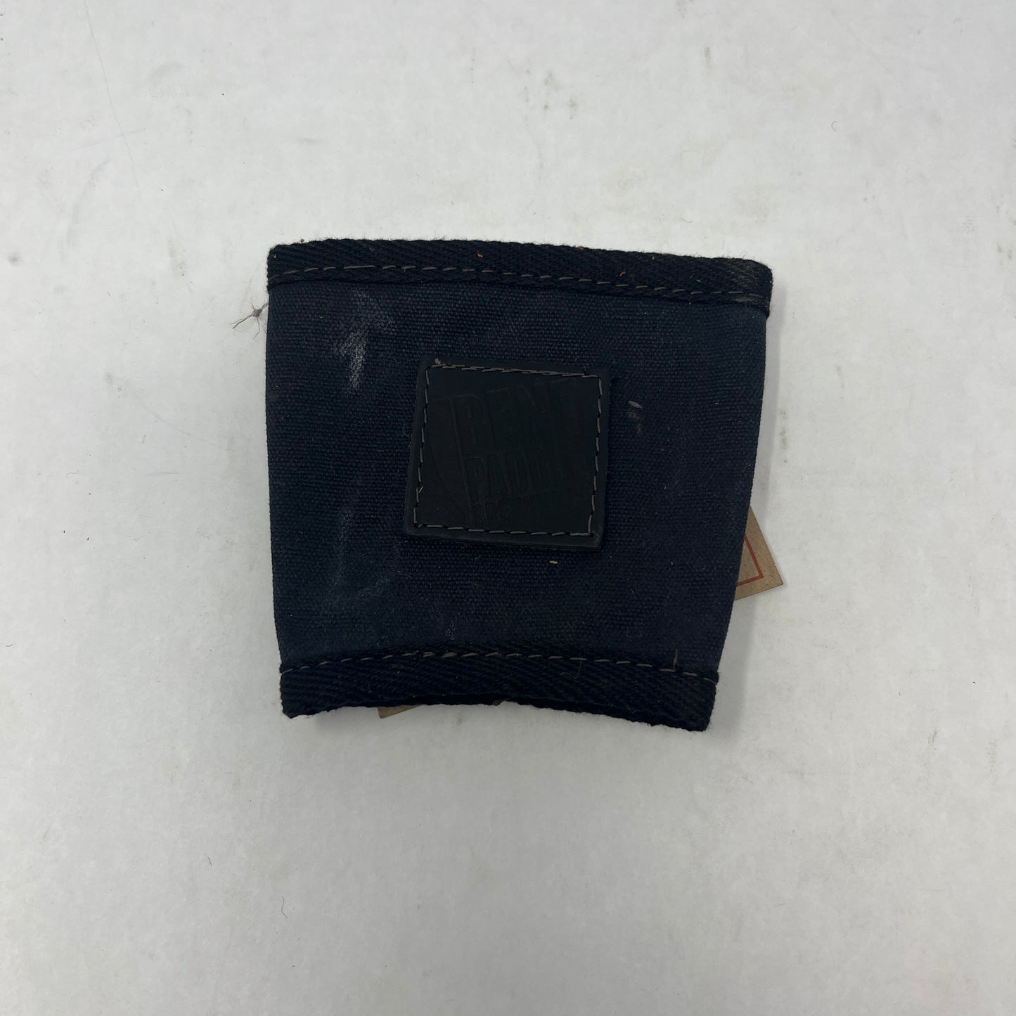 Heritage Black Pint Sleeve