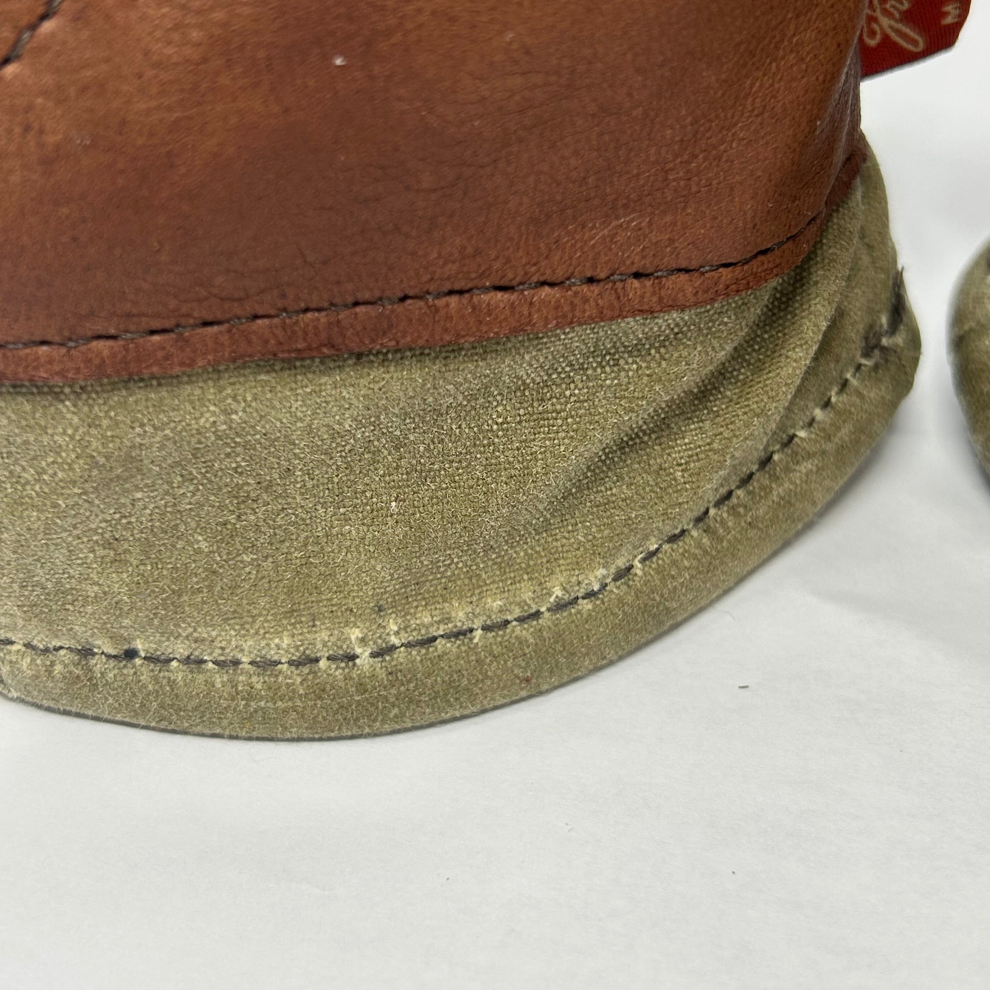 Northern Pacific Mittens - Buckskin | Frost River Outpost
