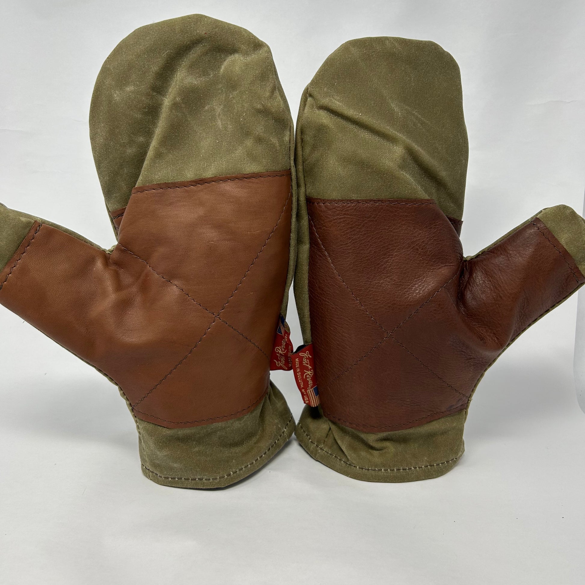 Northern Pacific Mittens | Frost River Outpost
